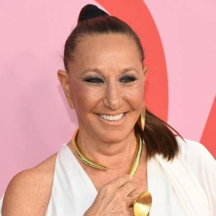 Donna Karan Net Worth, Age, Height, Bio, Birthday, Wiki!
