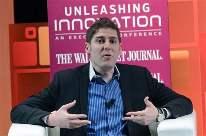 Eduardo Saverin - Net Worth, Age, Height, Birthday, Bio, Wiki!