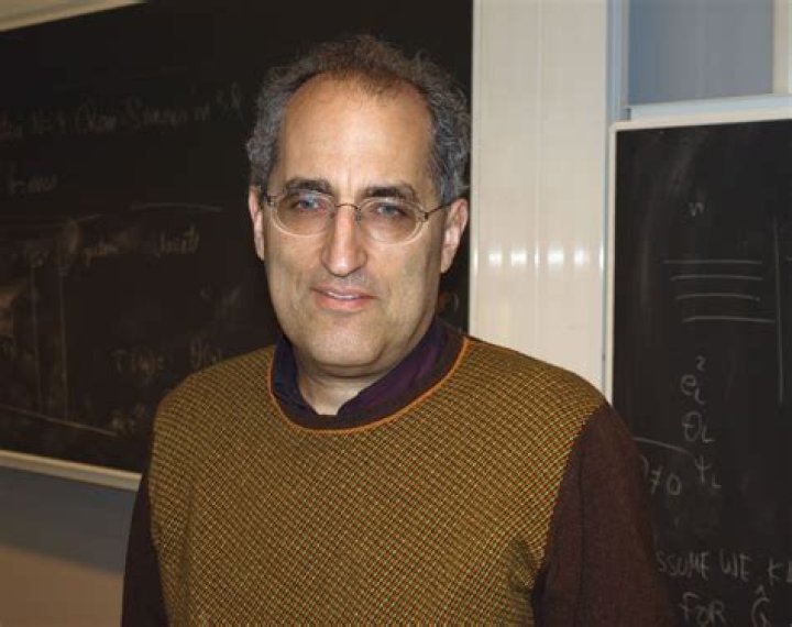 Edward Witten Net Worth, Age, Height, Bio, Birthday, Wiki!