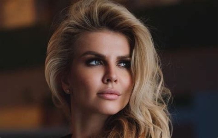 Elena Samodanova - Net Worth, Age, Height, Birthday, Bio, Wiki!