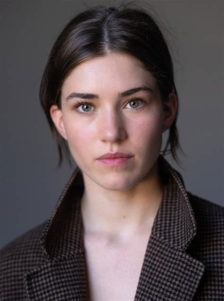 Ellie Ana Net Worth, Age, Height, Bio, Birthday, Wiki!
