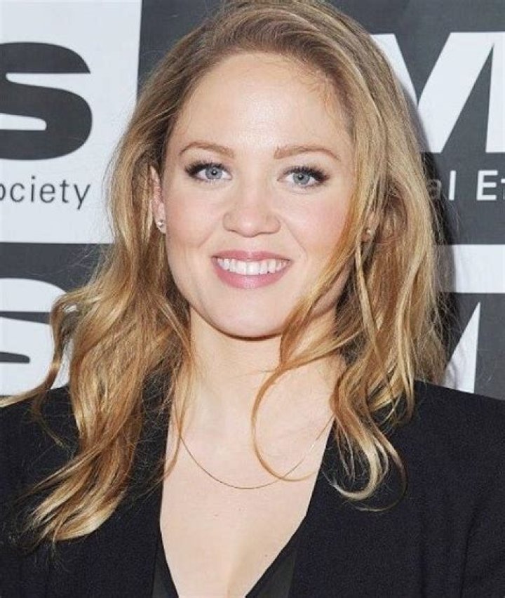 Erika Christensen Net Worth, Age, Height, Bio, Birthday, Wiki!
