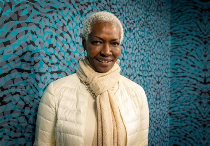 Esther Kamatari - Net Worth, Age, Height, Birthday, Bio, Wiki!