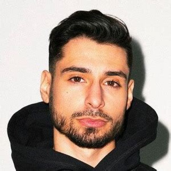FaZe ZooMaa - Net Worth, Age, Height, Birthday, Bio, Wiki!