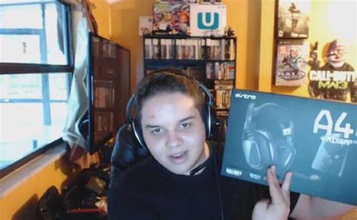 FusionZGamer Net Worth, Age, Height, Bio, Birthday, Wiki!