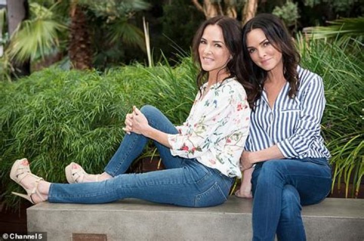 Gayle And Gillian Blakeney - Net Worth, Age, Height, Birthday, Bio, Wiki!