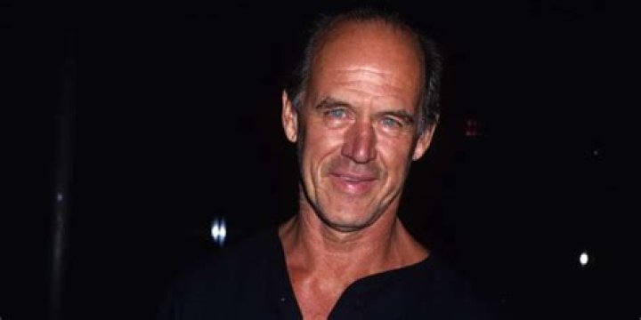 Geoffrey Lewis Net Worth, Age, Height, Bio, Birthday, Wiki!