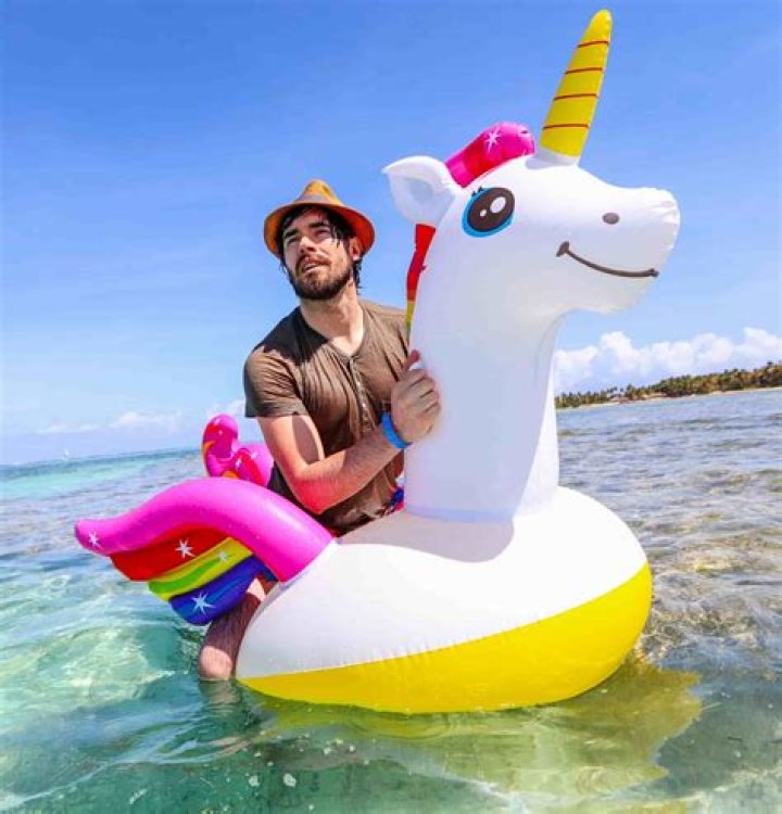Germán Garmendia - Net Worth, Age, Height, Birthday, Bio, Wiki!