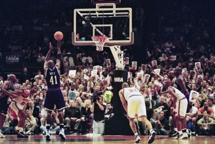 Glen Rice Net Worth, Age, Height, Bio, Birthday, Wiki!