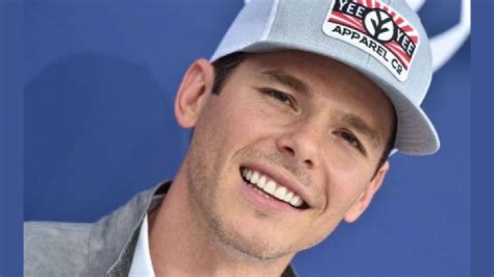 Granger Smith Net Worth, Age, Height, Bio, Birthday, Wiki!