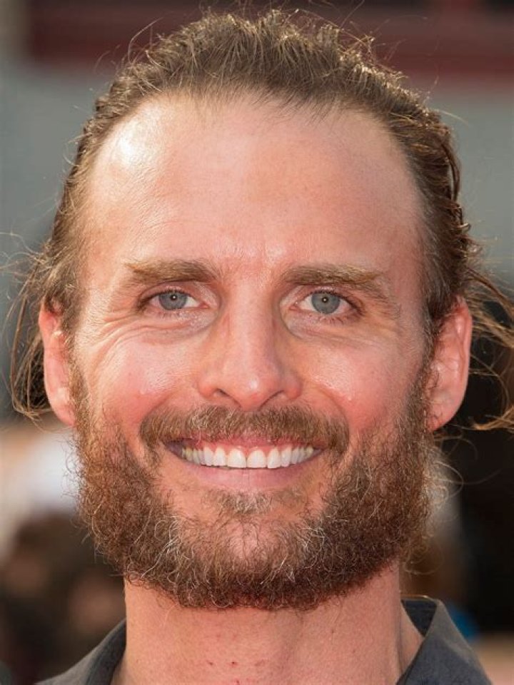 Greg Bryk Net Worth, Age, Height, Bio, Birthday, Wiki!
