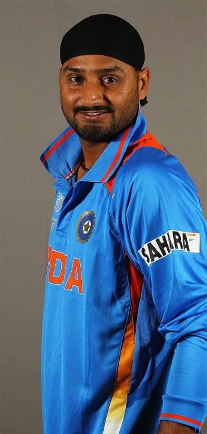 Harbhajan Singh - Net Worth, Age, Height, Birthday, Bio, Wiki!