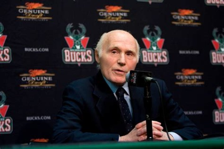 Herb Kohl Net Worth, Age, Height, Bio, Birthday, Wiki!