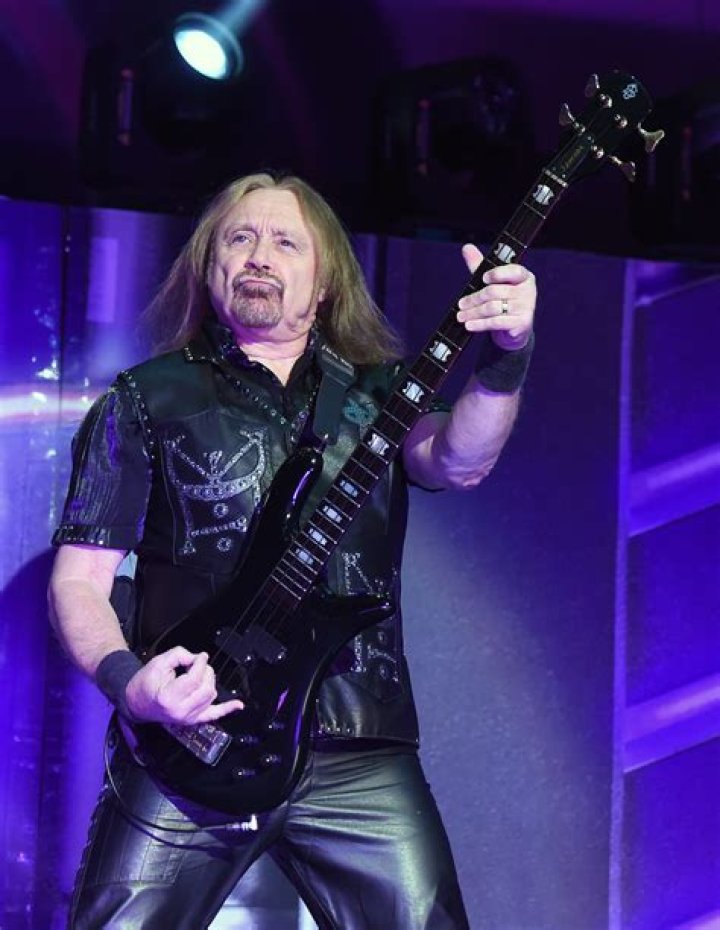 Ian Hill - Net Worth, Age, Height, Birthday, Bio, Wiki!