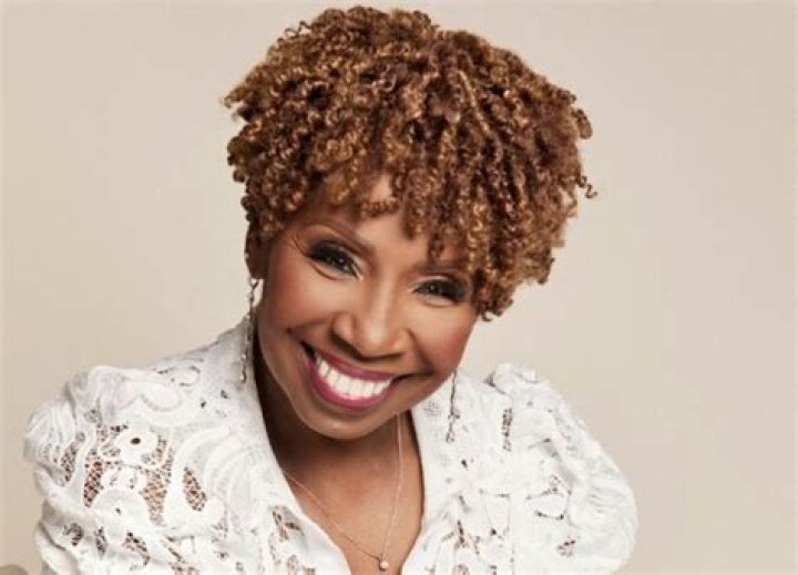 Iyanla Vanzant Net Worth, Age, Height, Bio, Birthday, Wiki!