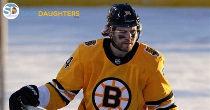 Jake DeBrusk Net Worth, Age, Height, Bio, Birthday, Wiki!