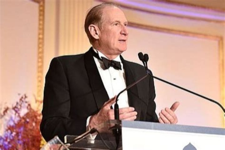 James Crown Net Worth 2024, Age, Height, Bio, Birthday, Wiki!