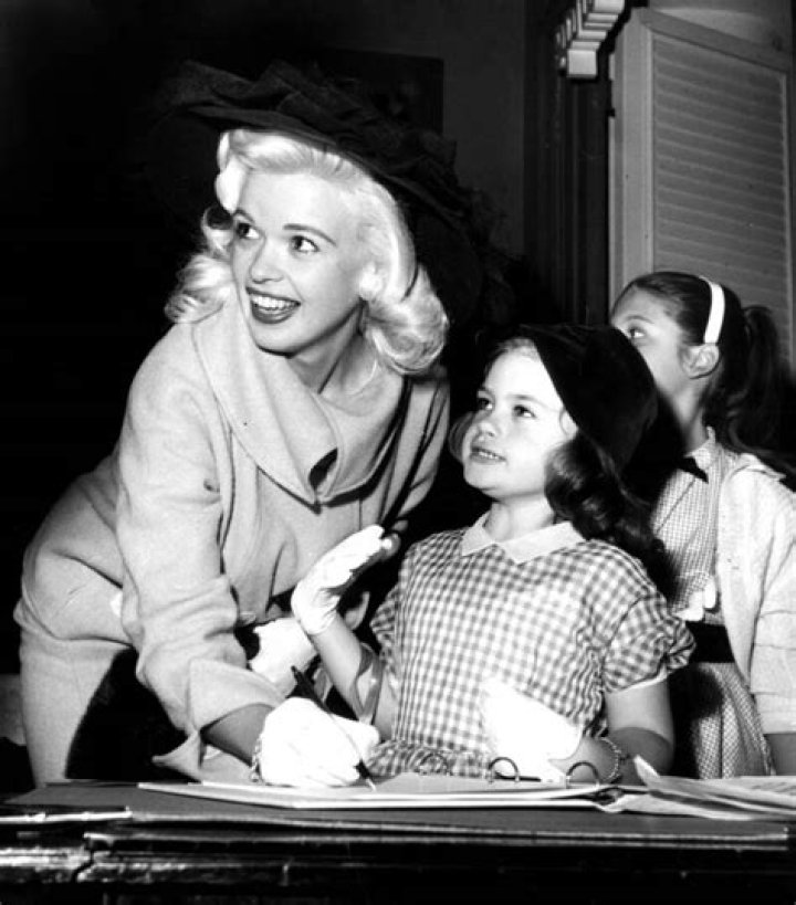 Jayne Marie Mansfield Net Worth, Age, Height, Bio, Birthday, Wiki!