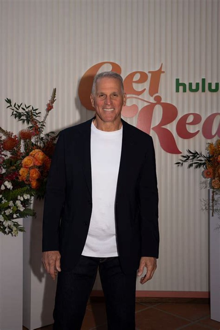 Jeff Owens Net Worth, Age, Height, Bio, Birthday, Wiki!