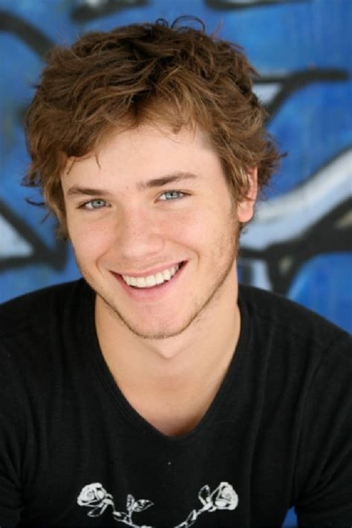 Jeremy Sumpter Net Worth, Age, Height, Bio, Birthday, Wiki!