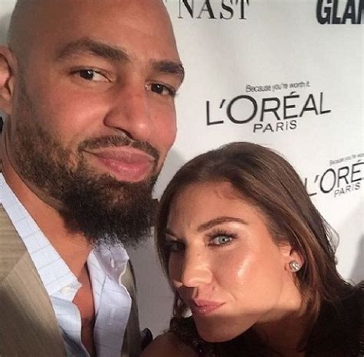 Jerramy Stevens - Net Worth, Age, Height, Birthday, Bio, Wiki!