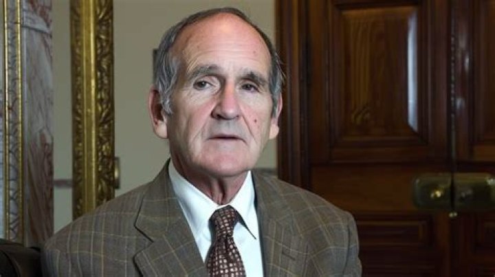 Jim Risch - Net Worth, Age, Height, Birthday, Bio, Wiki!