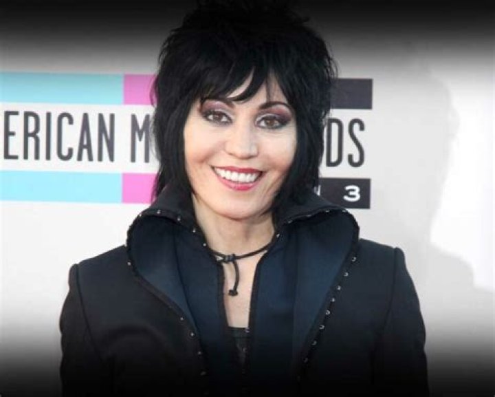 Joan Jett Net Worth, Age, Height, Bio, Birthday, Wiki!