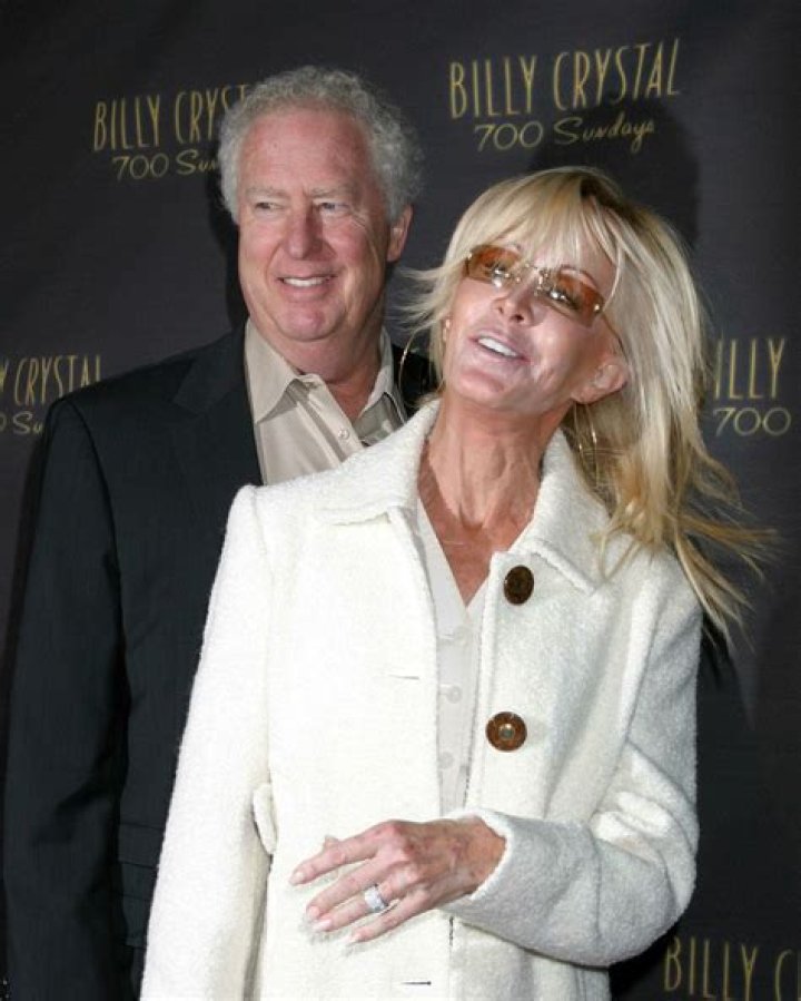Joan Van Ark Net Worth, Age, Height, Bio, Birthday, Wiki!