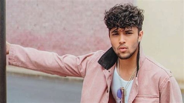 Joel Pimentel Net Worth, Age, Height, Bio, Birthday, Wiki!