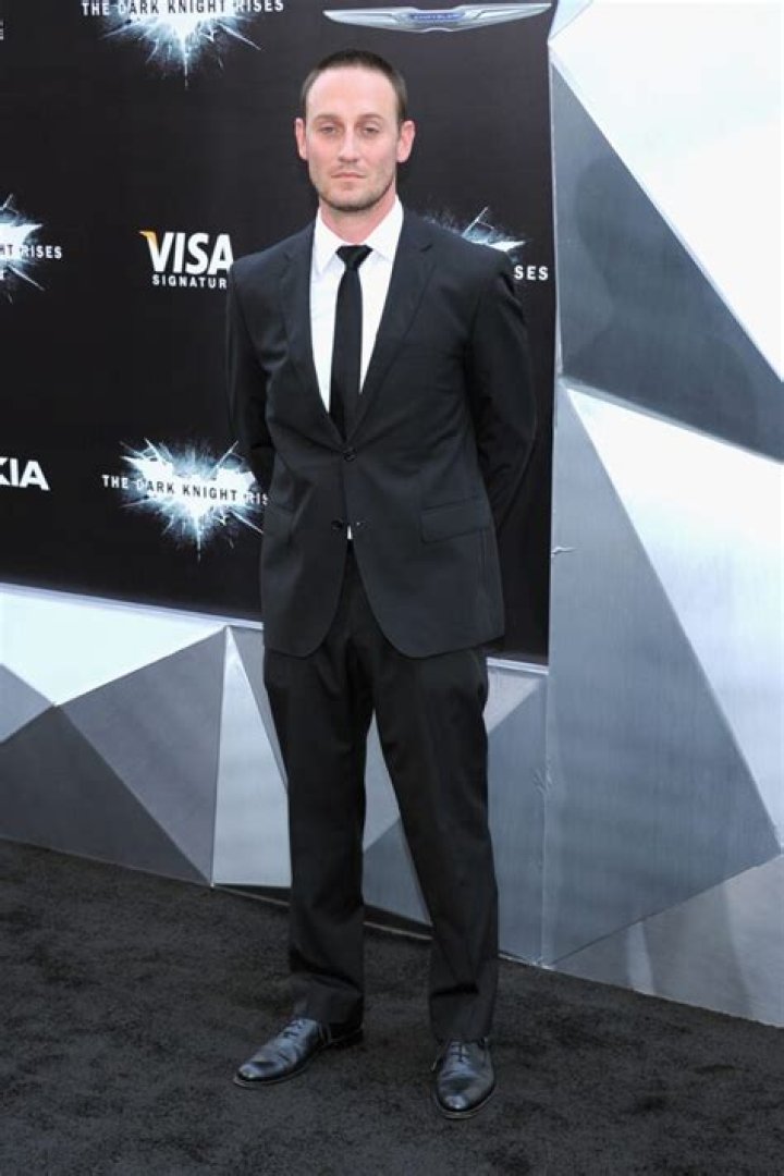 Josh Stewart Net Worth 2024, Age, Height, Bio, Birthday, Wiki!