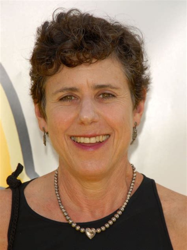 Julie Kavner Net Worth 2024, Age, Height, Bio, Birthday, Wiki!