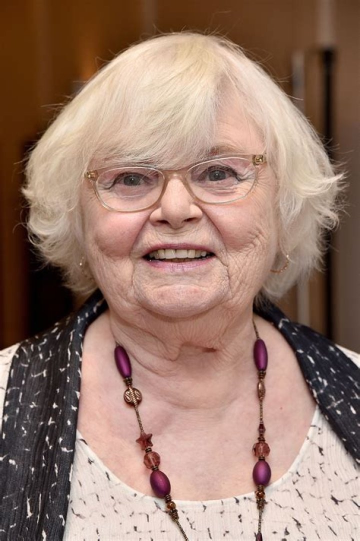 June Squibb - Net Worth, Age, Height, Birthday, Bio, Wiki!