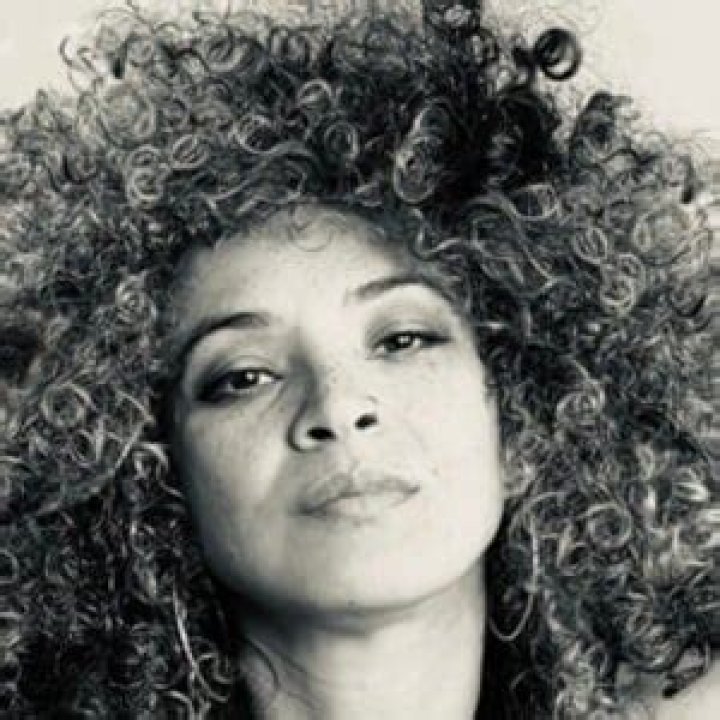 Kandace Springs - Net Worth, Age, Height, Birthday, Bio, Wiki!