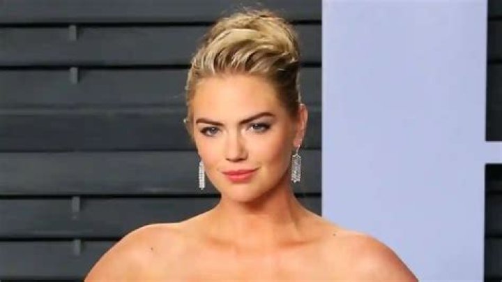 Kate Upton Net Worth, Age, Height, Bio, Birthday, Wiki!