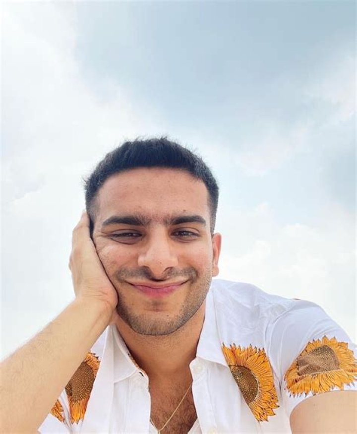 Kaushal Silva - Net Worth, Age, Height, Birthday, Bio, Wiki!