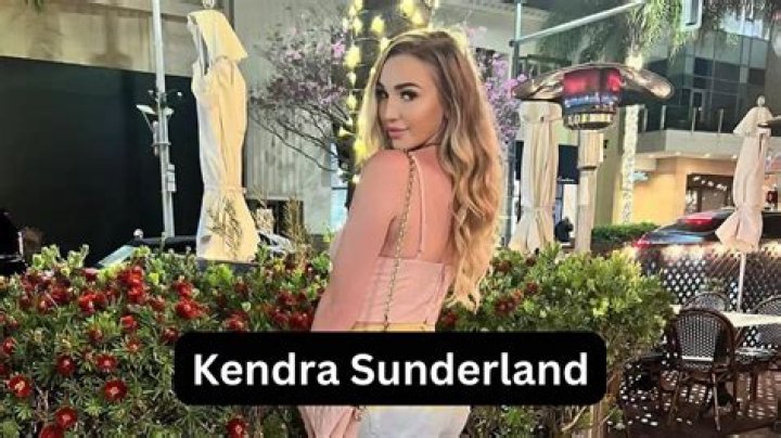 Kendra Sunderland Net Worth, Age, Height, Bio, Birthday, Wiki!