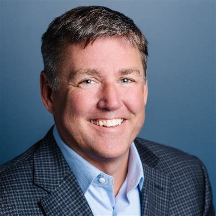 Kevin Burns - Net Worth, Age, Height, Birthday, Bio, Wiki!