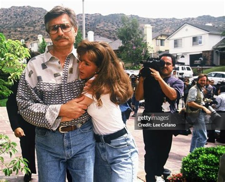 Kim Goldman - Net Worth, Age, Height, Birthday, Bio, Wiki!