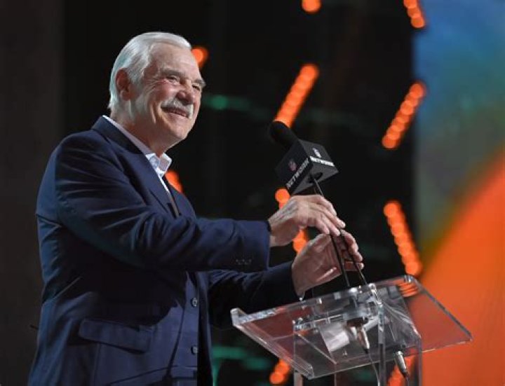 Larry Csonka Net Worth 2024, Age, Height, Bio, Birthday, Wiki!