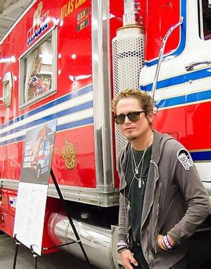 Lathan McKay - Net Worth, Age, Height, Birthday, Bio, Wiki!