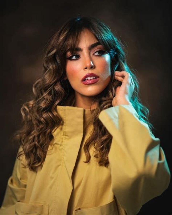 Laura Rosguer - Net Worth, Age, Height, Birthday, Bio, Wiki!