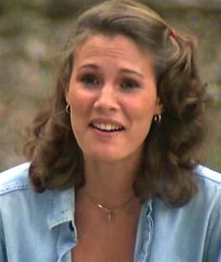Laurie Bartram - Net Worth, Age, Height, Birthday, Bio, Wiki!