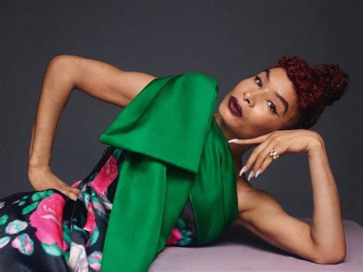 Leiomy Maldonado - Net Worth, Age, Height, Birthday, Bio, Wiki!