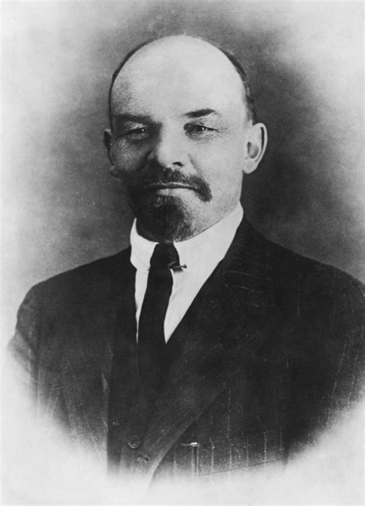 Lenin Ramírez - Net Worth, Age, Height, Birthday, Bio, Wiki!