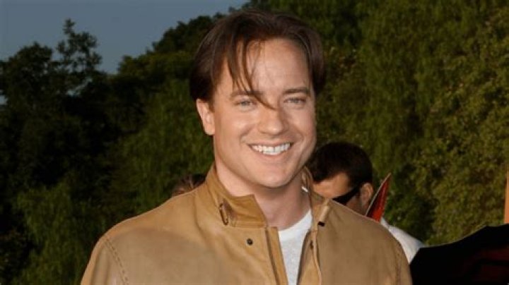 Leonard Fraser Net Worth, Age, Height, Bio, Birthday, Wiki!