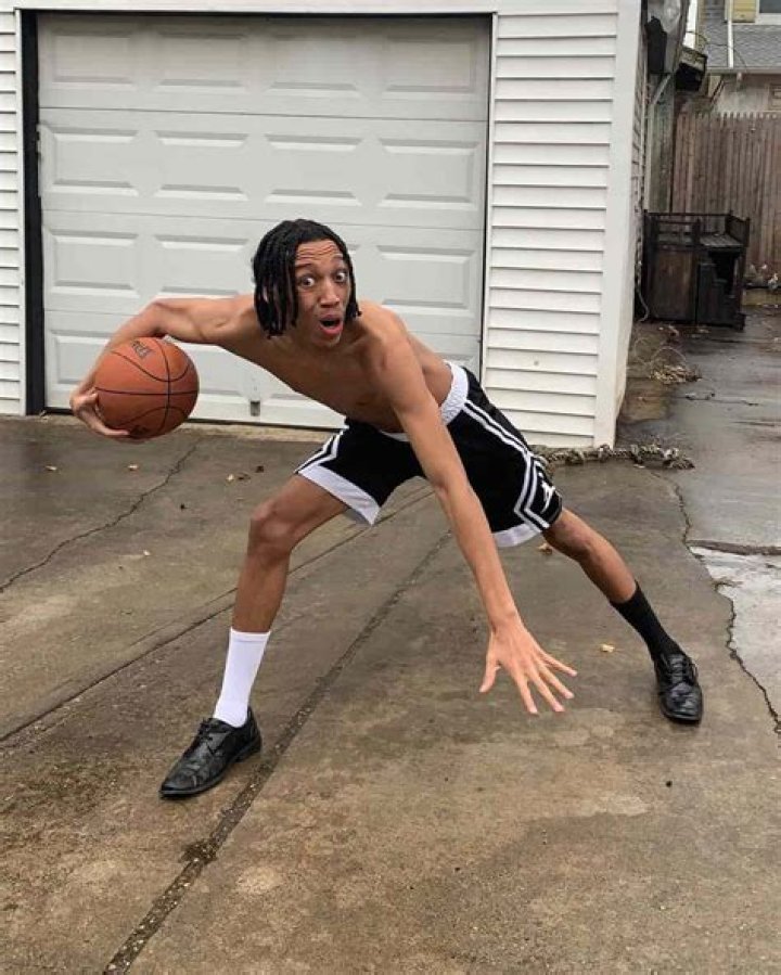 LightSkinMonte Net Worth 2024, Age, Height, Bio, Birthday, Wiki!