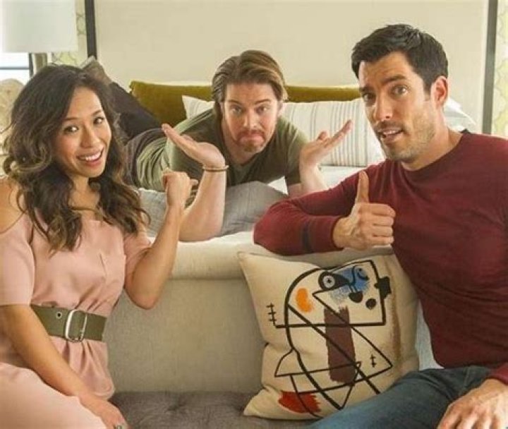 Linda Phan Net Worth, Age, Height, Bio, Birthday, Wiki!