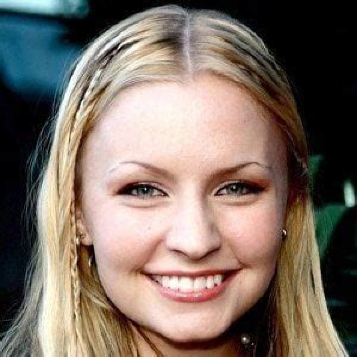 Lindsey Haun - Net Worth, Age, Height, Birthday, Bio, Wiki!