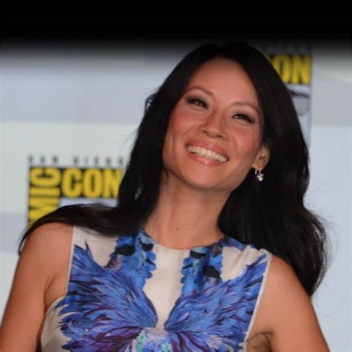 Lucy DeCinque Net Worth, Age, Height, Bio, Birthday, Wiki!