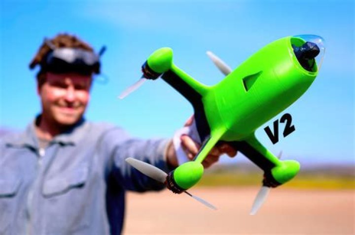 Luke Drone Net Worth, Age, Height, Bio, Birthday, Wiki!